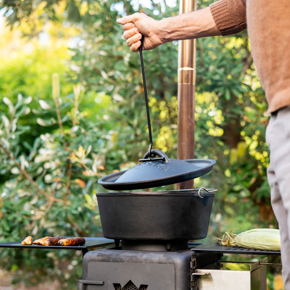 Wooshka Camp Oven Lid Lifter WOOSHKA